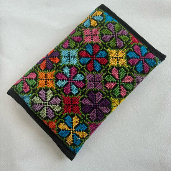 Floral wallet - Picture 2 of 5